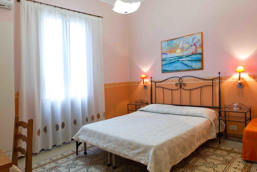 Casa Vacanza Albamarina Trapani Kamer foto